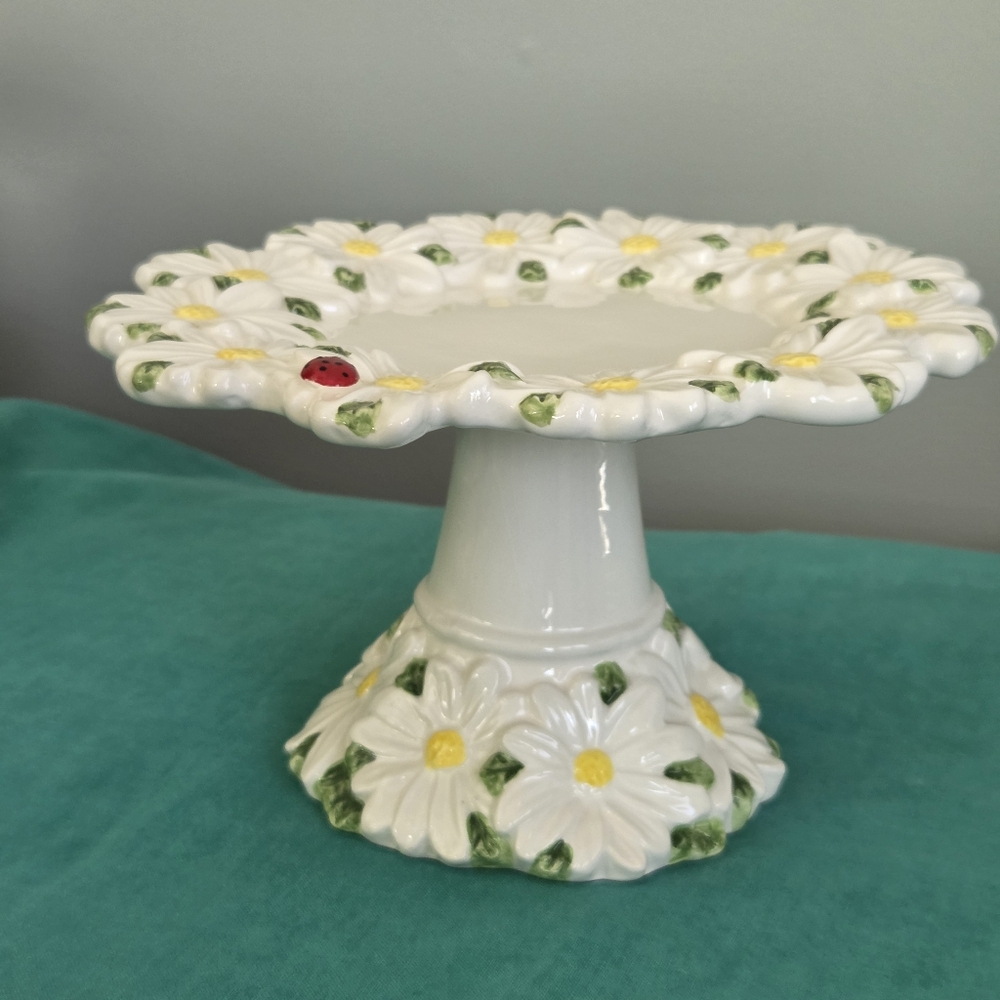 Cracker Barrel Daisy Cake Stand Pedestal